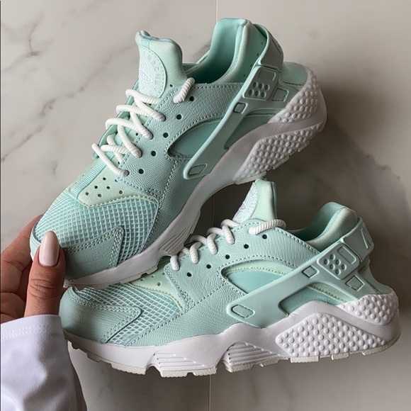 NWT Nike Air huarache run special edition - Picture 4 of 8